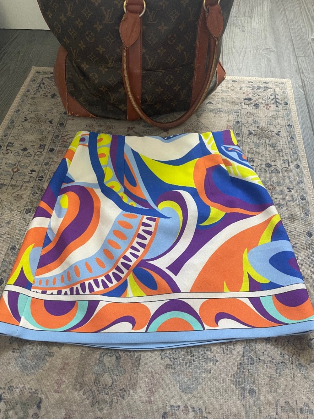 NWT ZARA MINI SKIRT IN VIBRANT GEOMETRIC PRINT SIZE M!